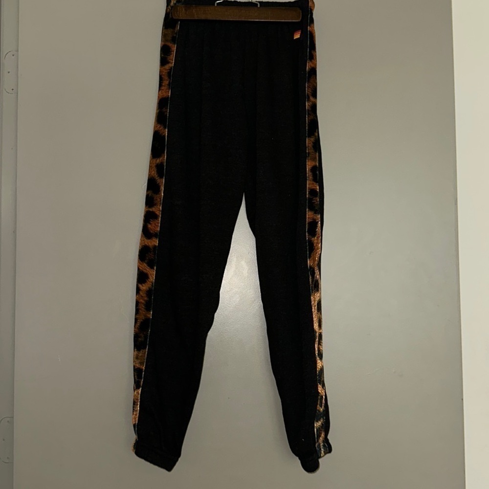 NWT Aviator Nation Womens’s Black Cheetah Sweatpants